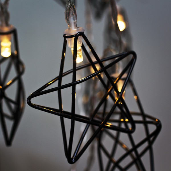 LED-Minilichterkette, schwarze Metallsterne, L 130cm, 10 warmweiße LEDs, batteriebetrieben